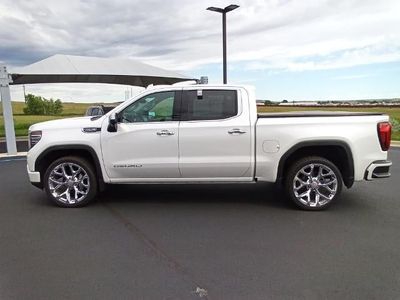 2025 GMC Sierra 1500 — interior view