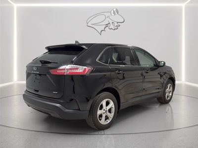 2022 Ford Edge — detail view