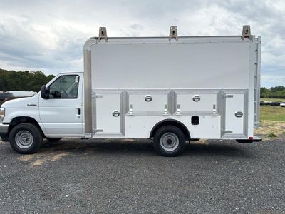 2027 Ford E-Series Cutaway — side profile view