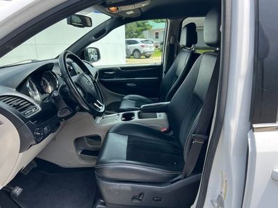 2017 Dodge Grand Caravan — interior view