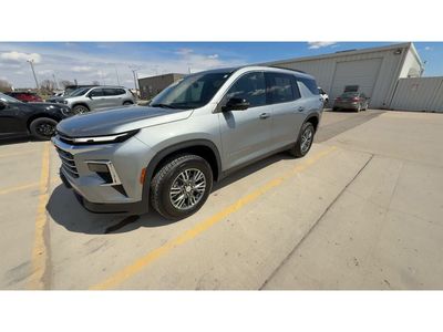 2024 Chevrolet Traverse — detail view