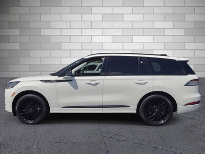 2025 Lincoln Aviator — side profile view