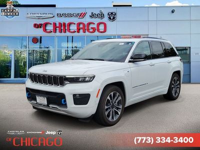 2024 Jeep Grand Cherokee — side profile view