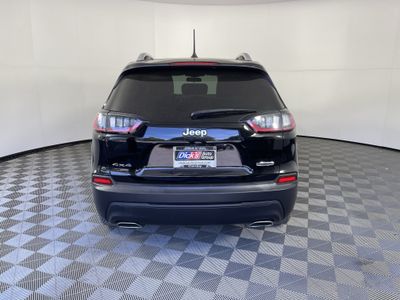 2019 Jeep Cherokee — interior view
