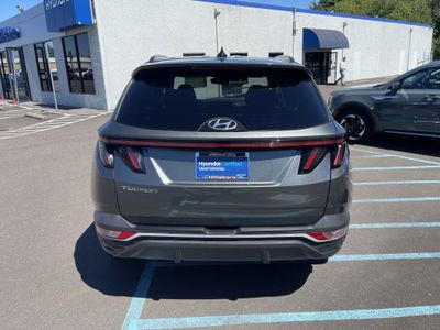 2022 Hyundai TUCSON — interior view