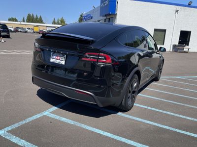 2023 Tesla Model X — detail view