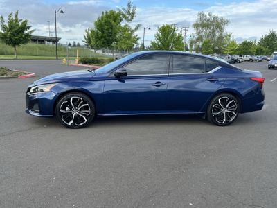 2023 Nissan Altima — side profile view