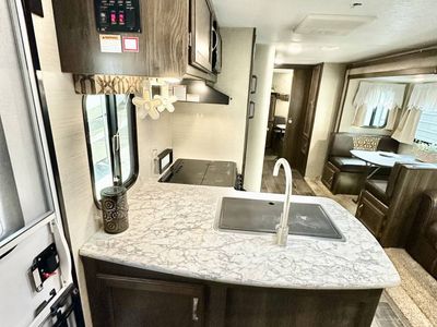 2019 Keystone Rv Bullet trailer — photo 12 view