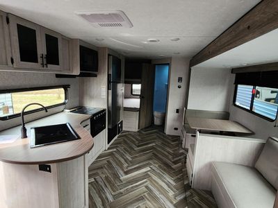 2025 Keystone Zinger 260BH - Photo 6