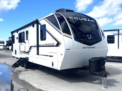 2026 Keystone RV Cougar Half-Ton 26LBW — front three-quarter view