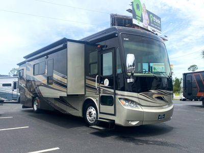 2013 Tiffin Motorhomes Phaeton 36GH — front three-quarter view
