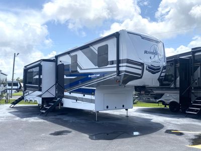 2025 Forest River Riverstone 44DBL — front three-quarter view