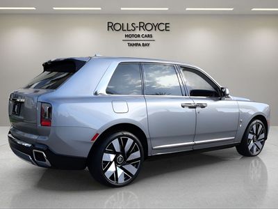2026 Rolls-Royce Cullinan — side profile view