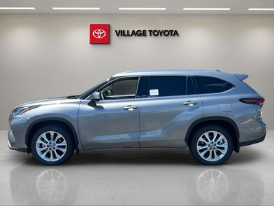 2026 Toyota Highlander — side profile view