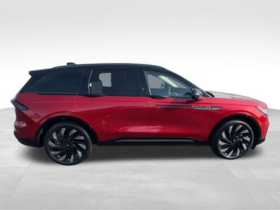 2026 Lincoln Nautilus — side profile view