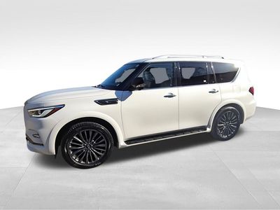 2022 INFINITI QX80 — interior view