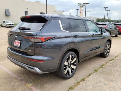 2026 Mitsubishi Outlander — rear three-quarter view