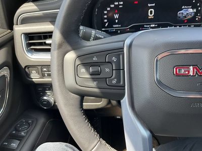 2022 GMC Yukon — detail view