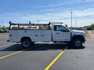 2025 Ford F-550SD — detail view