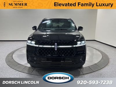 2026 Lincoln Navigator — side profile view