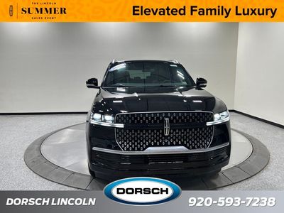 2026 Lincoln Navigator — side profile view