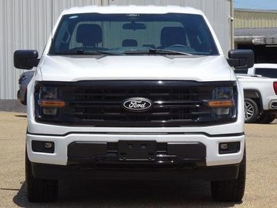 2025 Ford F-150 — detail view