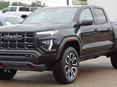 2026 GMC Canyon — detail view