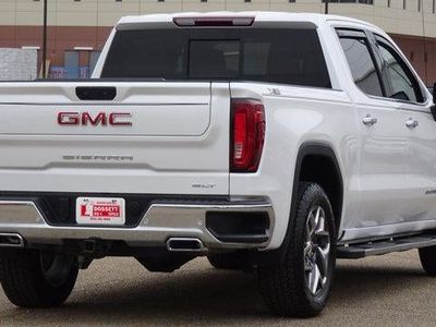 2025 GMC Sierra 1500 — interior view