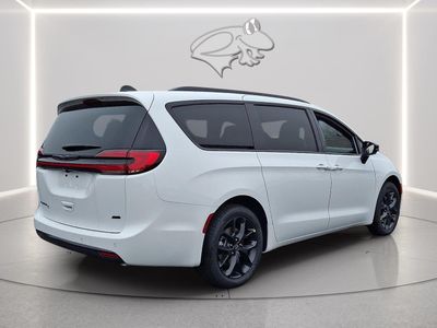 2026 Chrysler Pacifica — interior view