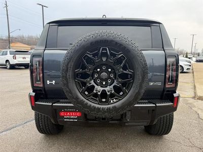 2026 GMC HUMMER EV SUV — detail view