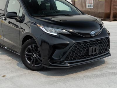2025 Toyota Sienna — rear three-quarter view