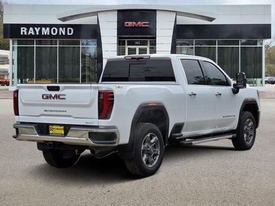 2025 GMC Sierra 2500 HD — interior view
