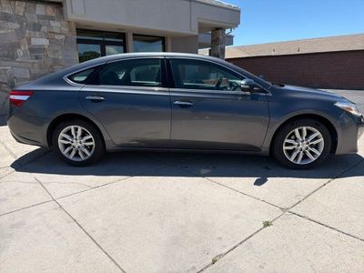 2013 Toyota Avalon — side profile view