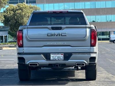 2023 GMC Sierra 1500 — detail view
