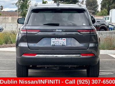 2023 Jeep Grand Cherokee — detail view