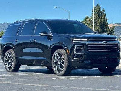 2025 Chevrolet Traverse — side profile view