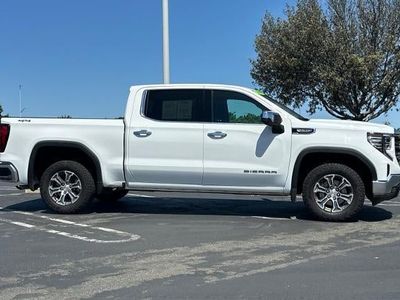 2025 GMC Sierra 1500 — rear three-quarter view