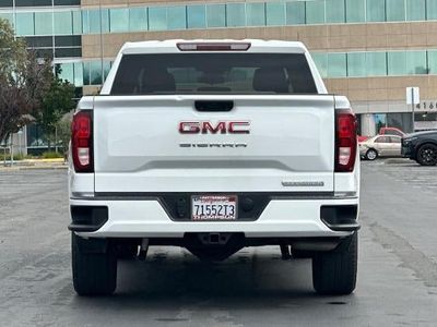 2023 GMC Sierra 1500 — detail view