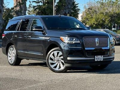 2024 Lincoln Navigator — side profile view