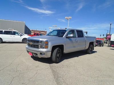 2014 Chevrolet Silverado 1500 — rear three-quarter view