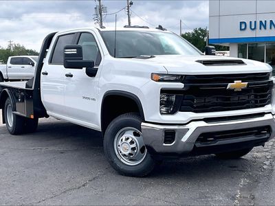 2026 Chevrolet Silverado 3500 HD Chassis Cab — side profile view