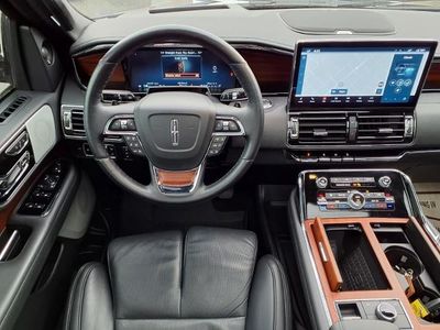 2024 Lincoln Navigator — rear three-quarter view