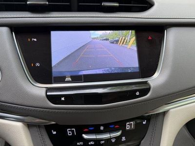2023 Cadillac XT5 — detail view