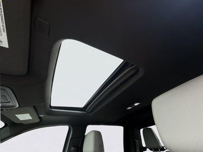 2023 GMC Sierra 1500 — detail view