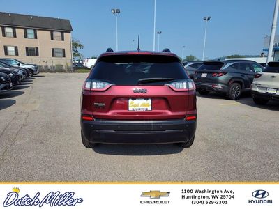 2021 Jeep Cherokee — detail view