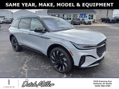 2026 Lincoln Nautilus — side profile view