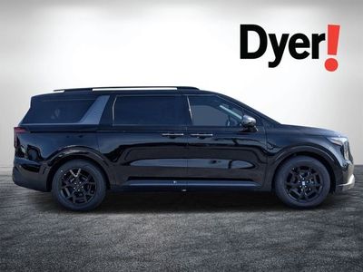 2026 Kia Carnival — side profile view