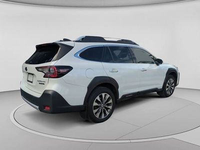 2023 Subaru Outback — detail view