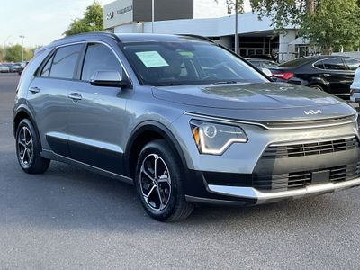2025 Kia Niro — rear three-quarter view