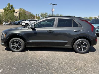 2026 Kia Niro — interior view